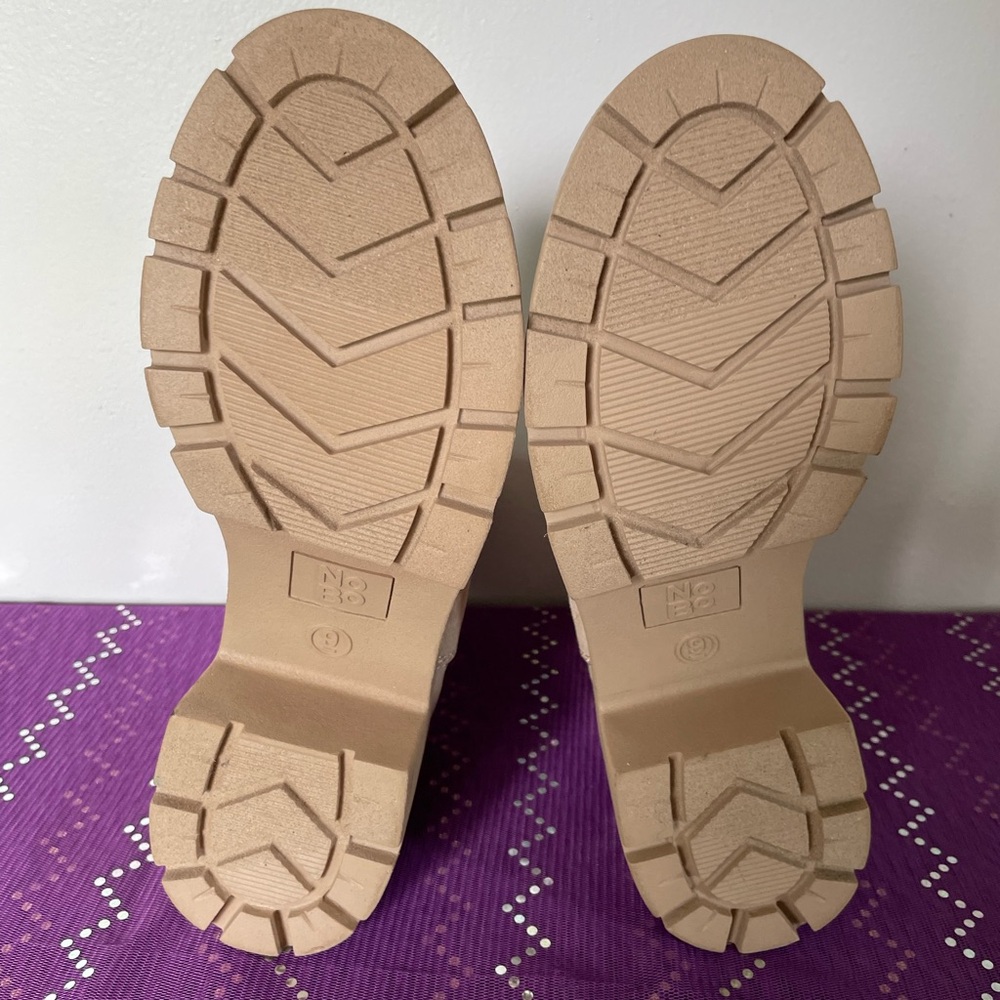 NWOT Women's No Boundaries Tan Ankle Boots, Size 9 - Picture 5 of 8